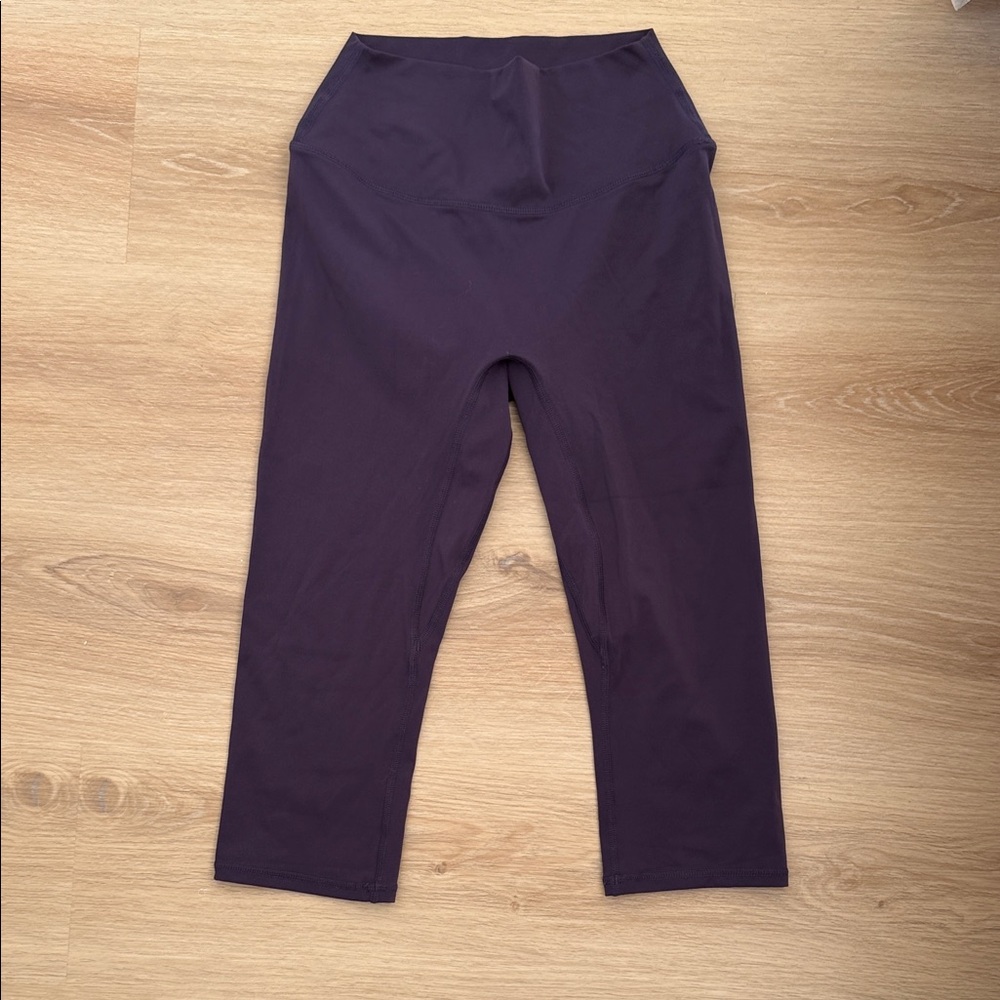 Garage Plum Capri Leggings